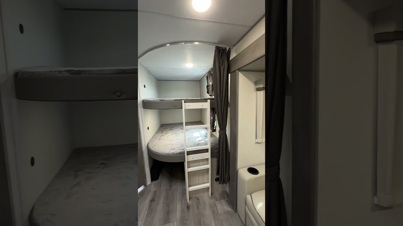 2026 Coachmen Catalina Legacy Edition 273DBHCK TRAVEL TRAILER