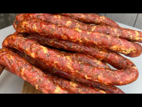 Kiełbasa swojska, szarpana. Czy 5g/kg pieprzu czarnego to dużo?