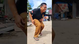 Download lagu Grandpa left right left #funny #comedy #trending #shorts #subscribe mp3