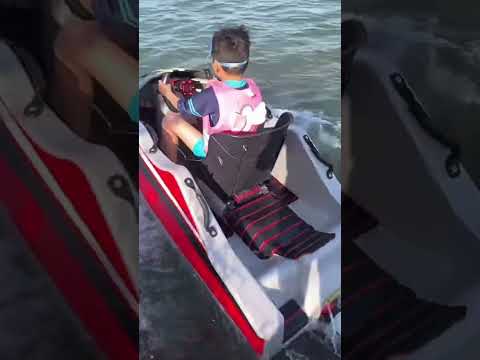 Electric Jet ski | Rechargeable #jetski #electric #rechargeable #source #chinafactory #trending