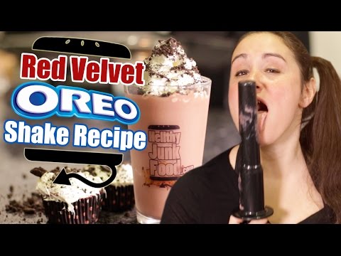 DIY Red Velvet Oreo Milk Shake Video
