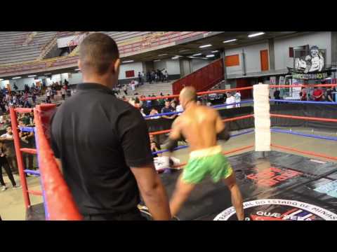 Buakaw vs Eddys - Campeonato Mineiro Muay Thai