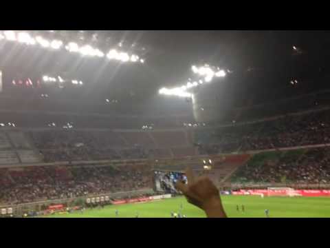 #MilanSassuolo #Paletta goal e la gioia dei tifosi rossoneri per un 4-3 inaspettato 02/10/2016