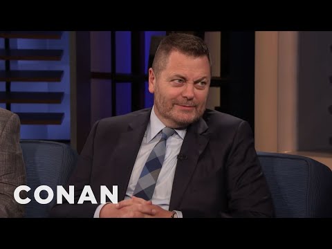 尼克-奧弗曼。羅恩-斯旺森喜歡有權勢的女人--CONAN在TBS上的報道 (Nick Offerman: Ron Swanson Loves Powerful Women - CONAN on TBS)