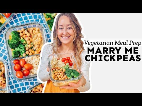 The BEST Vegetarian Meal Prep: Marry Me Chickpeas