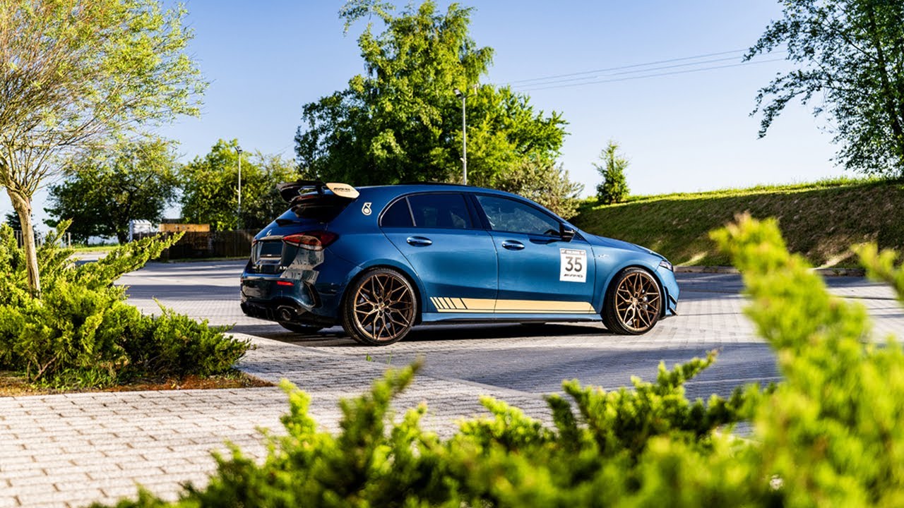 Mercedes A35 AMG image