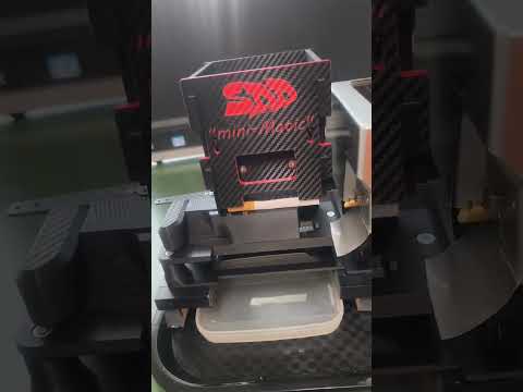 The SDD mini-Matic for PM3 simply and fully automatically fills PM3+ HK3+