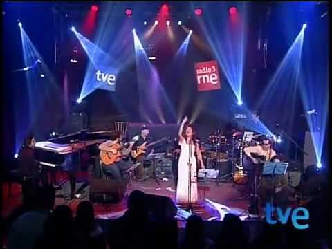 SARA VAN - CONCIERTOS DE RADIO 3 - Madrid, Spain.