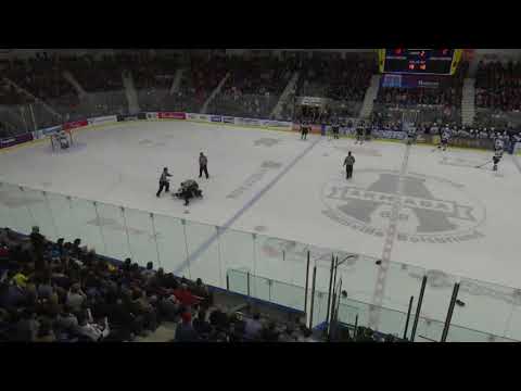 Parker Bowman vs Joel Teasdale