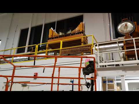 Finlandia on the organ at Carma Labs.