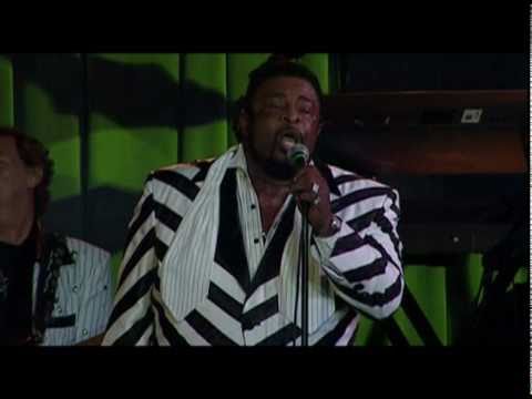 Paul Williams Jr with The Temptations Review