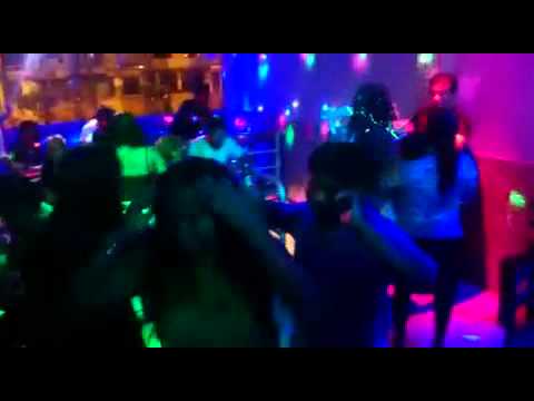 SHOW EN SALOMBO DISCOTEK II