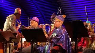Sun Ra Arkestra - Walking On The Moon