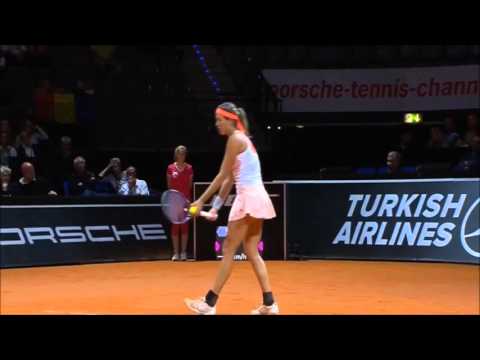 Simona Halep vs Garbine Muguruza - STUTTGART 2015 Highlights