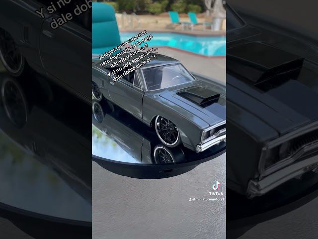 Vídeo relacionado con Jada- Plymouth Coche en Miniatura de colección, Color Azul (32038)
