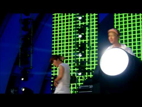 130427 - ZE:A FIVE KMF Hollywood Bowl 2013