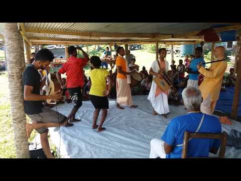 Harinam Taveuni, Fiji 20161226 IV
