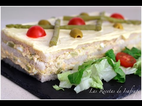 Pastel de pan de molde con frutos del mar