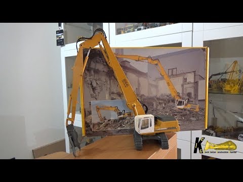 Liebherr R954B V Demolition 1:50 Conrad Model Review