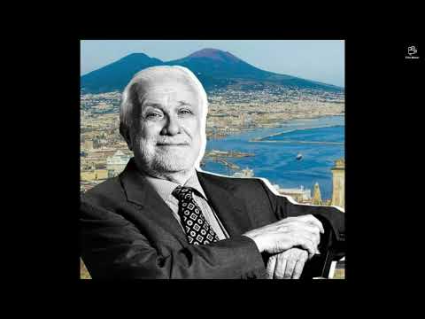 Luciano De Crescenzo recita - 'A Madonna d' 'e mandarine -di Ferdinando Russo-a cura di G. Sansone-