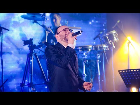 Pini Einhorn - Hineni | Live | פיני איינהורן, אהרלה נחשוני ותזמורתו, מקהלת נשמה - הנני