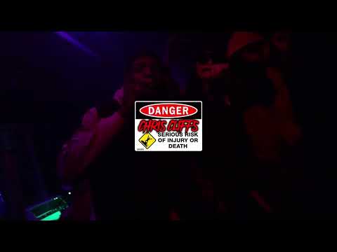 DoubleRR x Yungwick - “6 Foot 7 Foot” Freestyle (Shot by @chriscliffs)