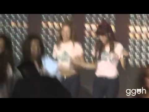 SNSD HyoSic #14 - Holding hands & Hitting boobs