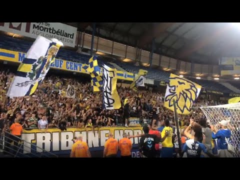 La communion avec les supporters après FCSM-Chamois Niortais