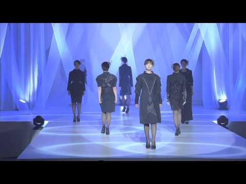第29回服装造形学科ファッションショー「angle」　Bug