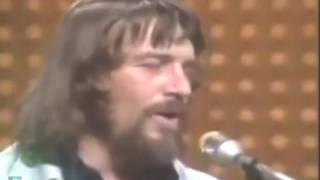 Waylon Jennings - Rainy Day Woman (Pop Goes The Country, Jan 3, 1976)