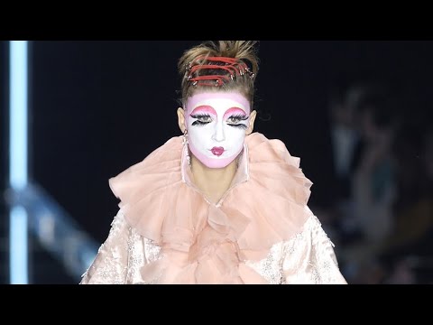 Christian Dior - fall/winter 2003 soundtrack “La nuit de la Saint Barthelemy” - complete remix (HQ)