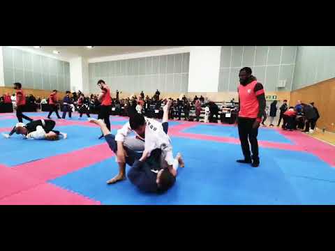 Grappling Industries LONDON . Jiu-jitsu with fantastic submission!