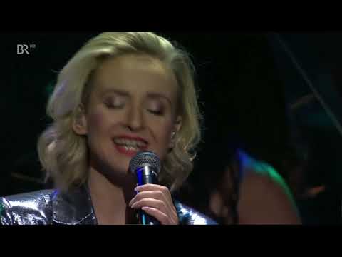 The Hooters & Leslie Clio -  Time After Time  (Night of the Proms 2019)