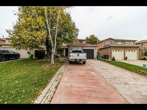 Home for sale at 28 Deer Valley Drive, Caledon, ON L7E 2E2