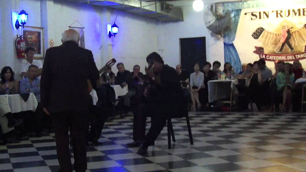 El maestro Alberto Podesta canta en Sin Rumbo, presenta Julio Duplaa - 3