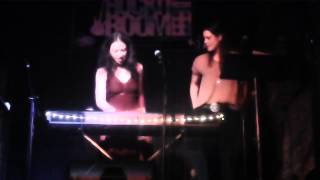 Lindy LaFontaine playing The Usual Suspects in SF