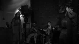 "HOW DEEP IS THE OCEAN?": MOLLY RYAN / GRAND ST. STOMPERS TRIO / CUPPING ROOM CAFE
