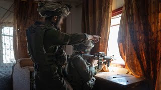 המלחמה בישראל | היום ה-242 (לאומנות - ישראל, המזרח התיכון והעולם) - התמונה מוצגת ישירות מתוך אתר האינטרנט יוטיוב. זכויות היוצרים בתמונה שייכות ליוצרה. קישור קרדיט למקור התוכן נמצא בתוך דף הסרטון