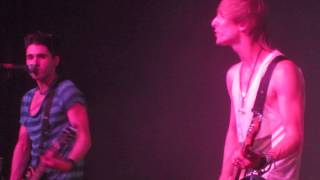 Halfway to Hollywood perform their latest single, &quot;Unbelievable&quot; - Vancouver B.C.