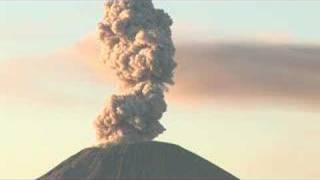 preview picture of video 'mount bromo -  a stunning volcanic eruption!'