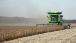 preview picture of video '2009 Bean Harvest at Lantzky Farms'