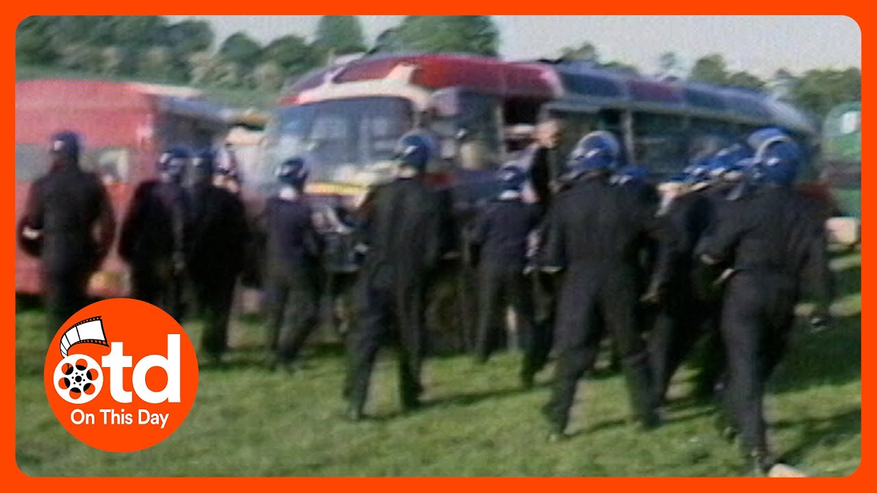 1985: Riot Police In Violent Clashes At Stonehenge - YouTube