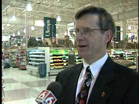 CBS 6 Video Vault - 1995 - January 13 - Ukrop's considers Shockoe location