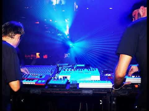 Hardfloor - Live At Acidic Pyramid - Chicago 1994