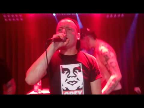 Ruffiction- Schüße in die luft Mit:Hirntot (Live in berlin 2015)