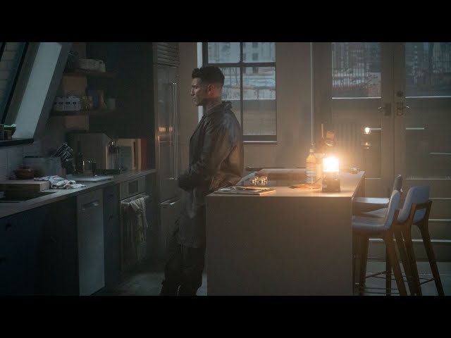 Vídeo relacionado con Marvel Daredevil Born Again Skull The Punisher Returns Sudadera