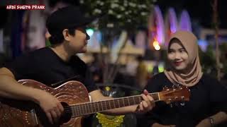 Download lagu PRANK NGAMEN GAGAP 💯 BIKIN CEWEK TERSIPU MALU SETELAH MEREMEHKAN  mp3 Download lagu PRANK NGAMEN GAGAP 💯 BIKIN CEWEK TERSIPU MALU SETELAH MEREMEHKAN  mp3