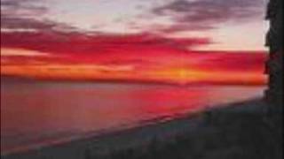 Simian Mobile Disco - Audacity of huge (featuring Chris Keating) - NEW 2009