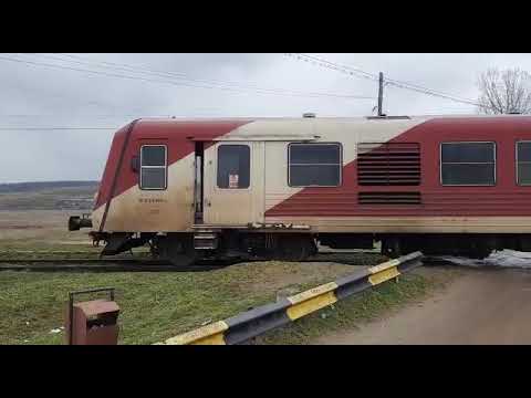 Tren R 15618 Dorohoi - Iași pleacă din Halta Răuseni