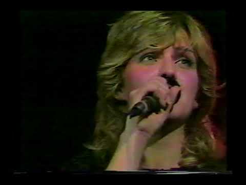 Novi Fosili Čuješ li me jel ti drago  Live